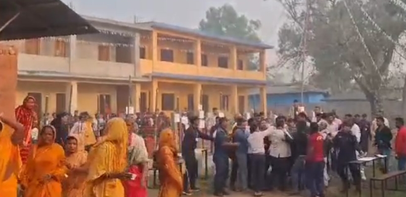 सर्लाही-४ मा मतदान सुरु भएकै केही समयमै हुलदङ्गा